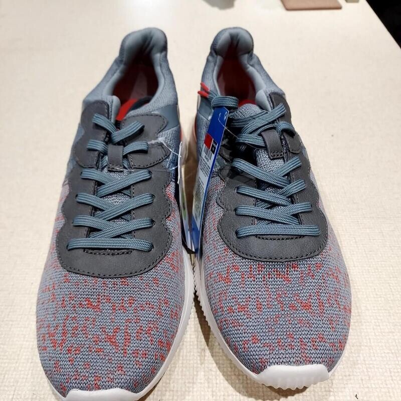 Marks & Spencer active brand new sneakers in UK Size 9