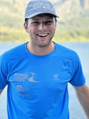 GORGE BRANDED UV PERFORMANCE S/S TECH TEE