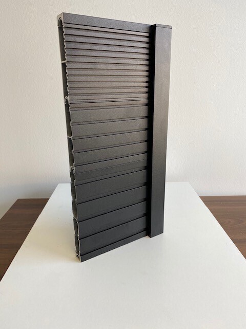 Aluminium tuin en terrasschermen prijs/lopende m met een standaard hoogte van1m80 
Alle RAL structuur/lak kleuren beschikbaar