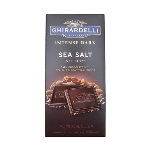 Chocolate oscuro premium Ghirardelli con trozos de almendra y sal marina