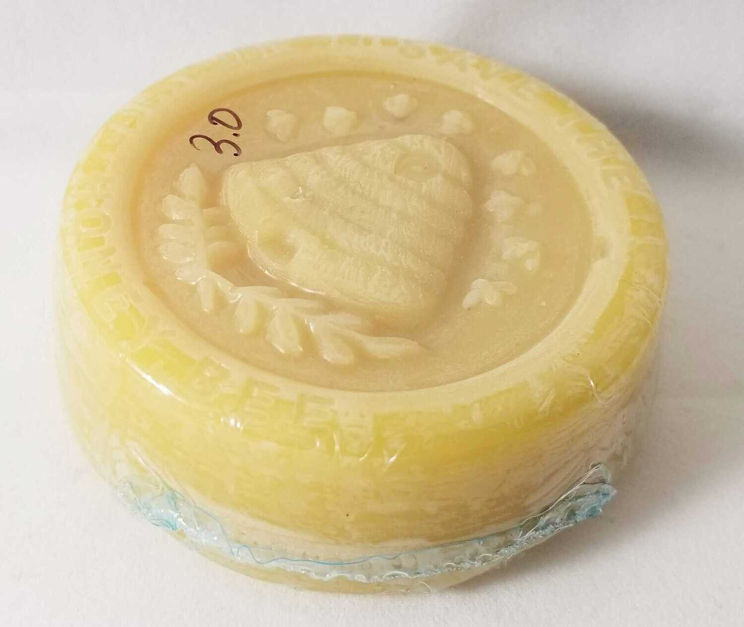 Beeswax &quot;Puck&quot;