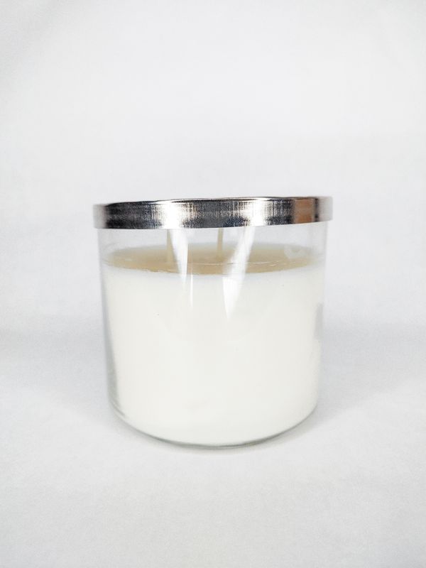 Lavender Scented 3 Wick Soy Candle