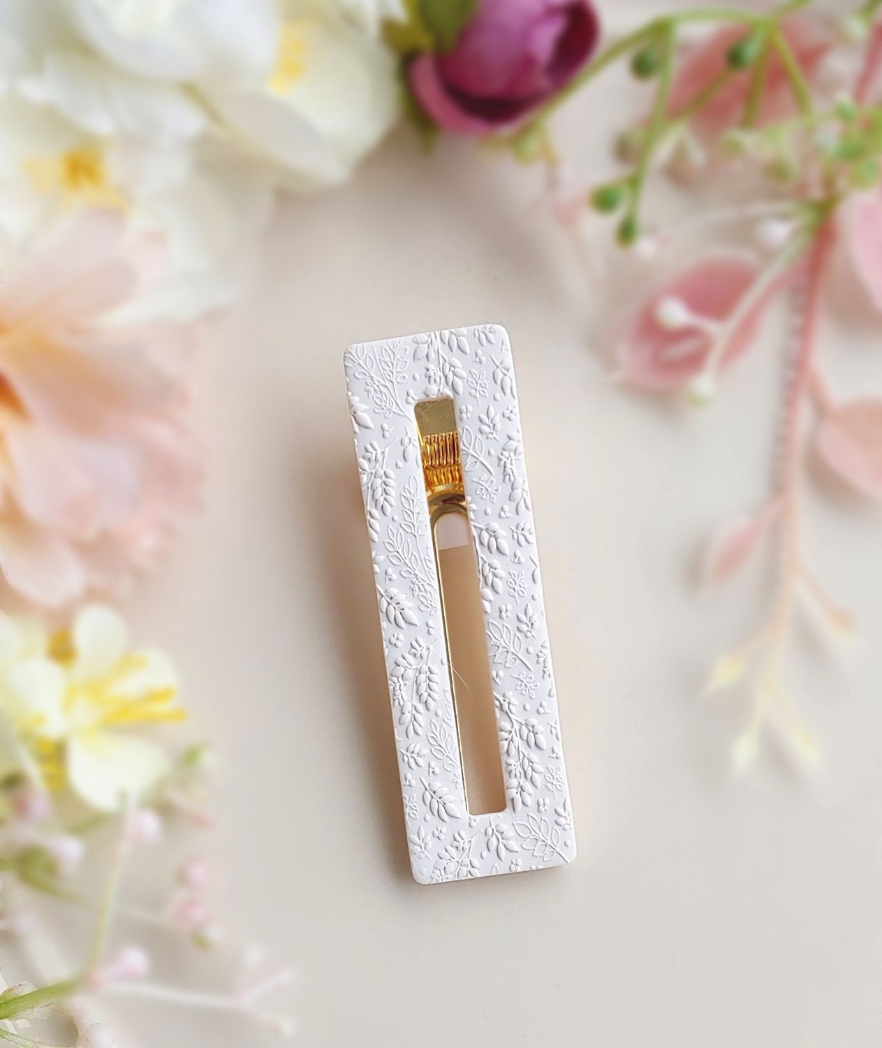 Botanical Hair Barrette - White Regtangle