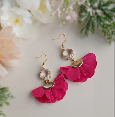Frilly Dangles - Fuchsia