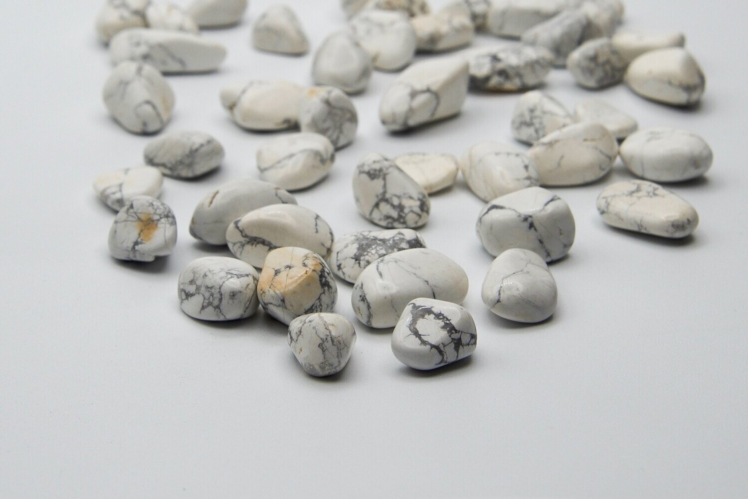HOWLITE TUMBLES SET