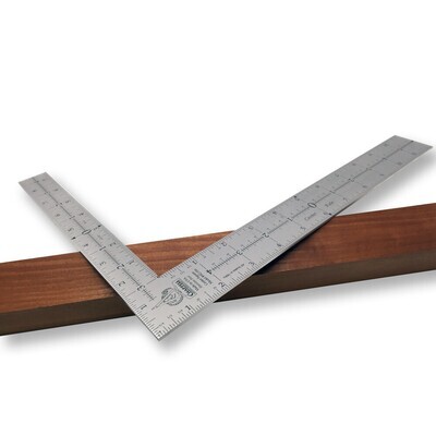 912 Center Rule Bench Square