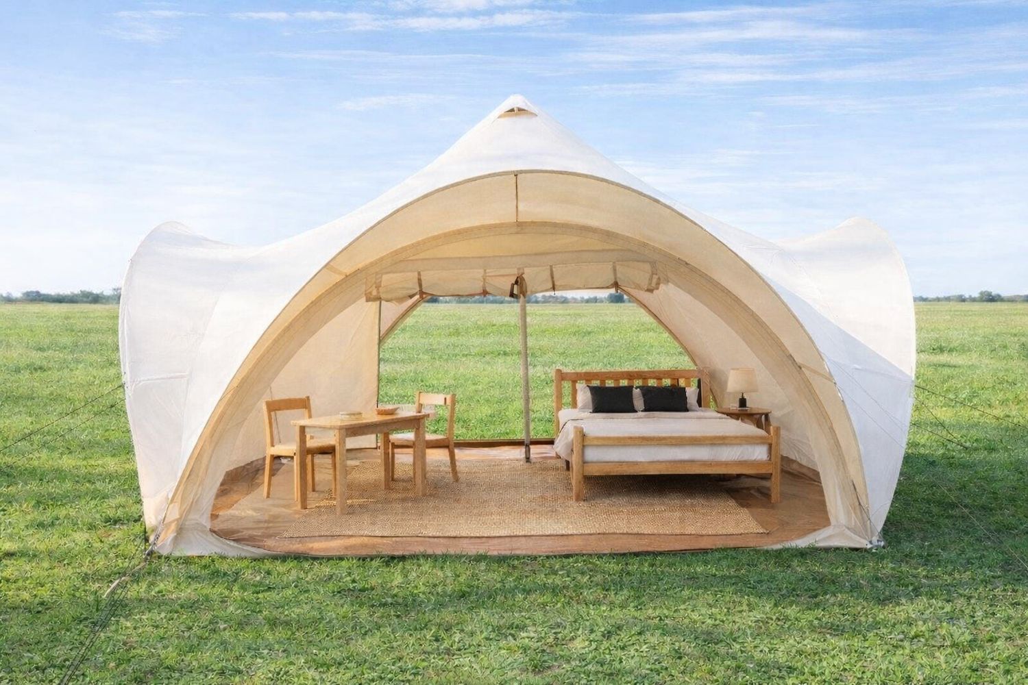 Aurora Safari Tent, Bedding & Hotel Package for 4 people with electric.