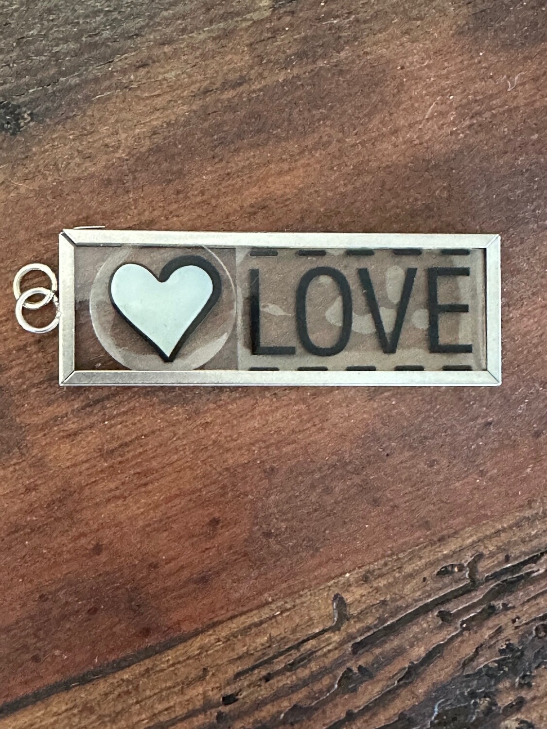 LOVE PENDANT