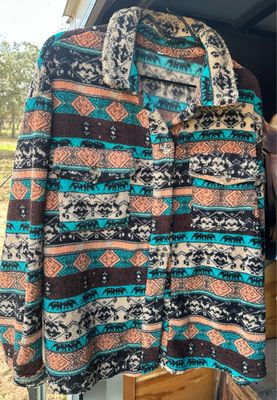 UTE BUTTON UP- XL