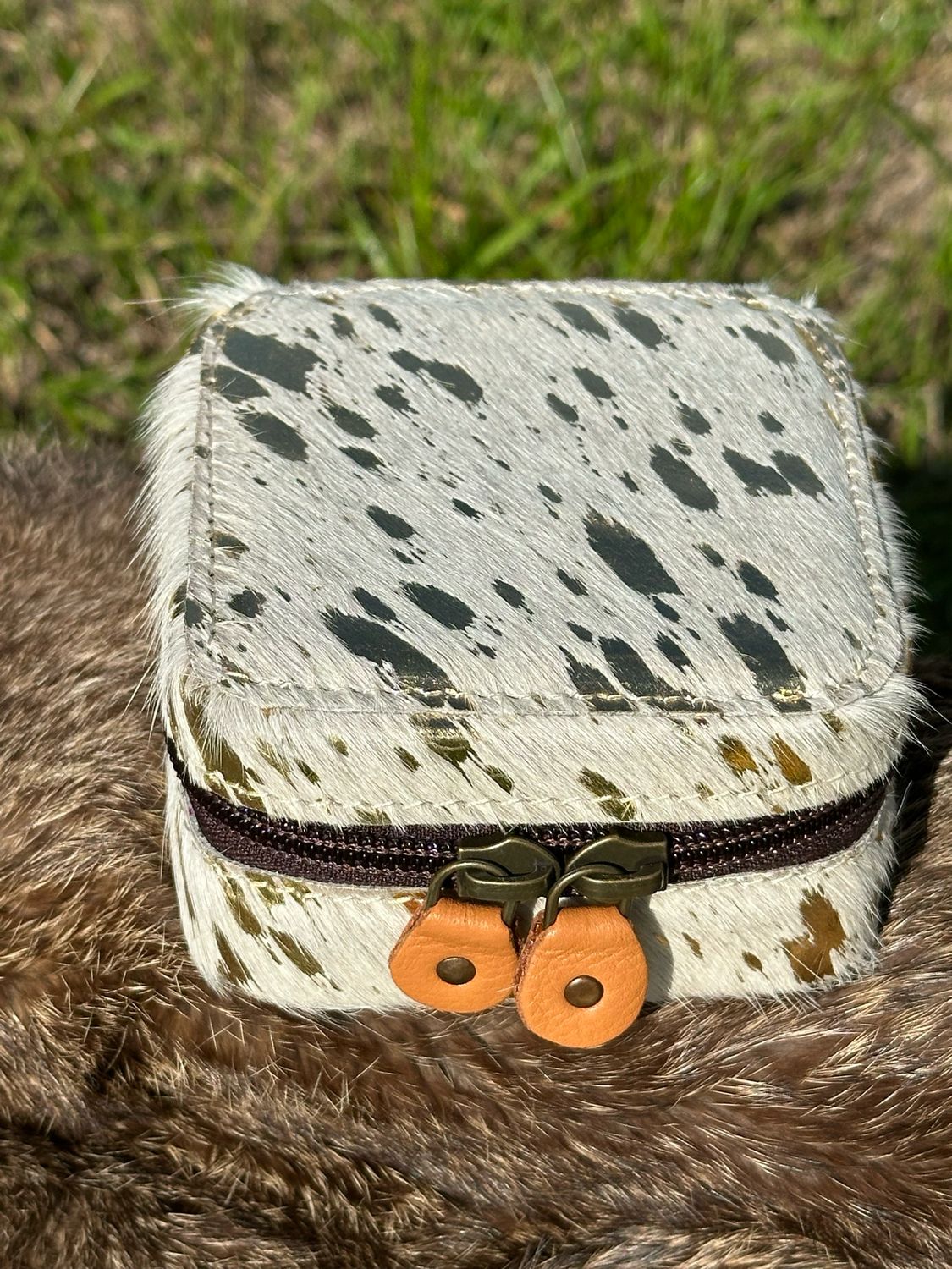 RODEO DRIVE-COWGIRL Travel Jewelry Case