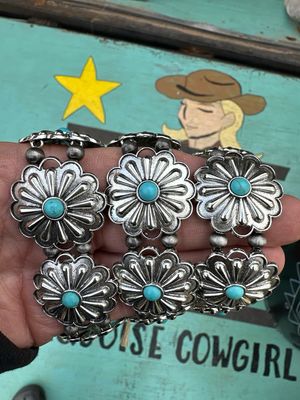 STRETCHY Concho Bracelet