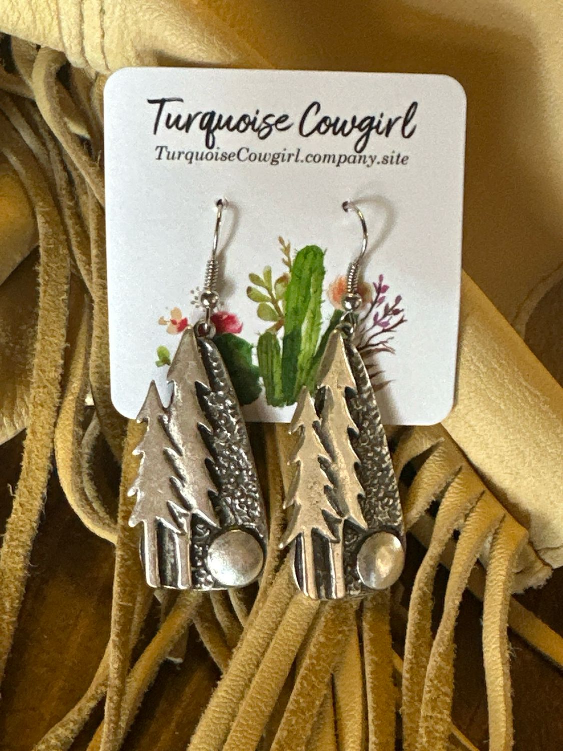 Full Moon Forest Dangles