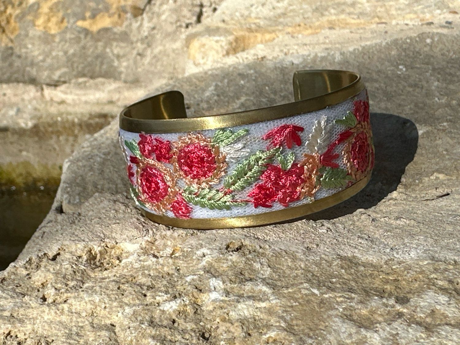 Gift From The Orient-red/pink/green