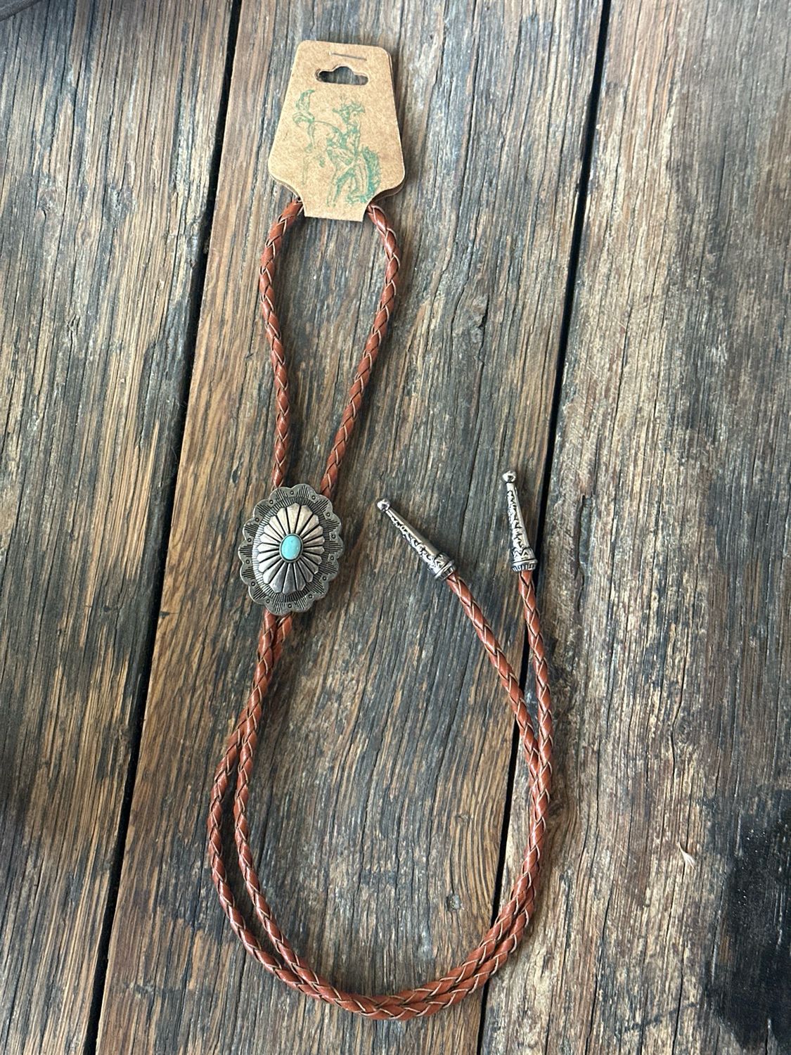 BOLD BOLO