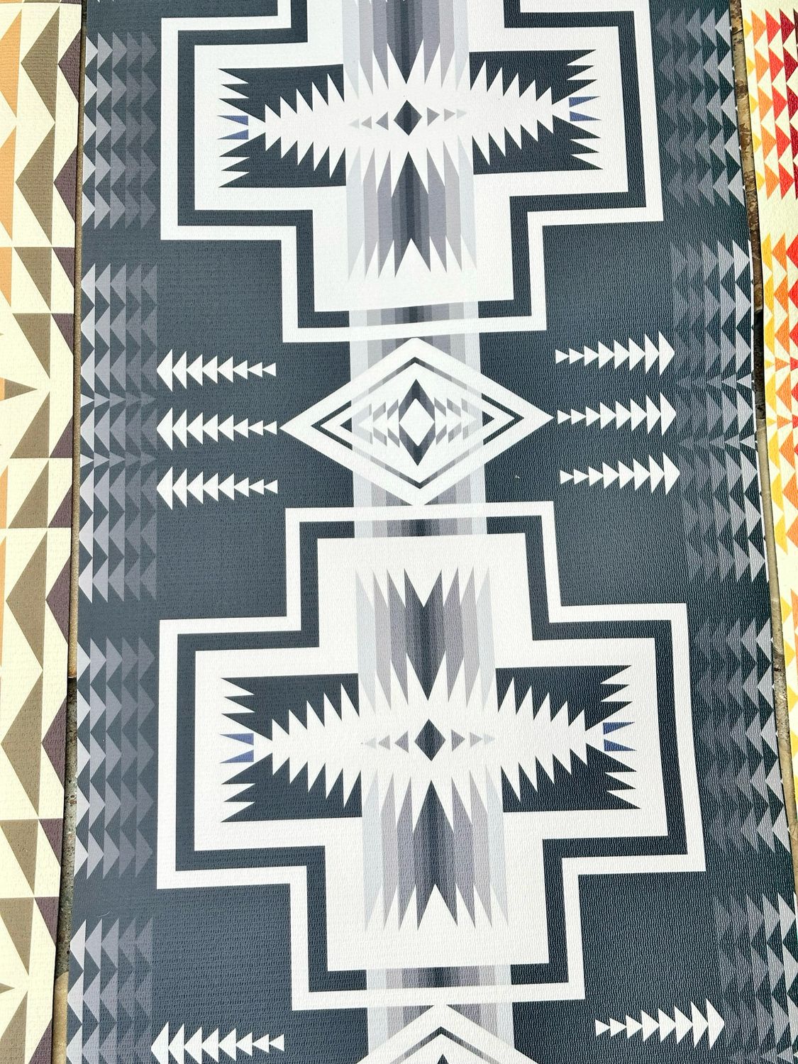 Pendleton Harding Shadow Mat