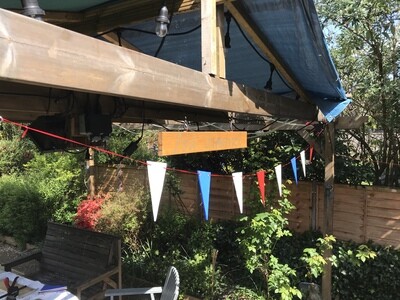 Wooden bunting