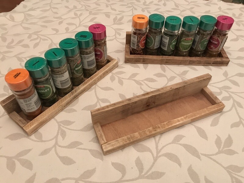 Spice rack