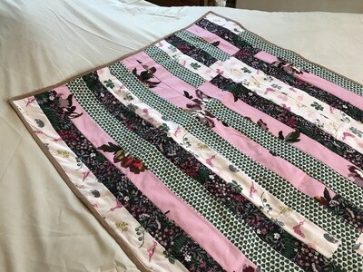 Patchwork blanket pink &amp; green