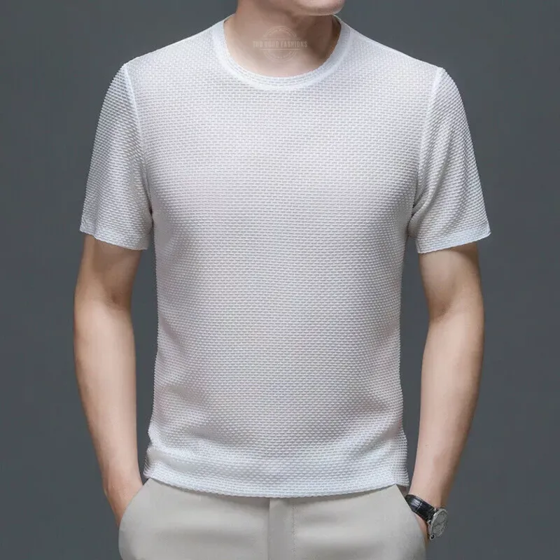 Men&#39;s white textured lightweight t-shirt