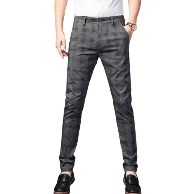 Men&#39;s dark gray checkered plaid chino pants