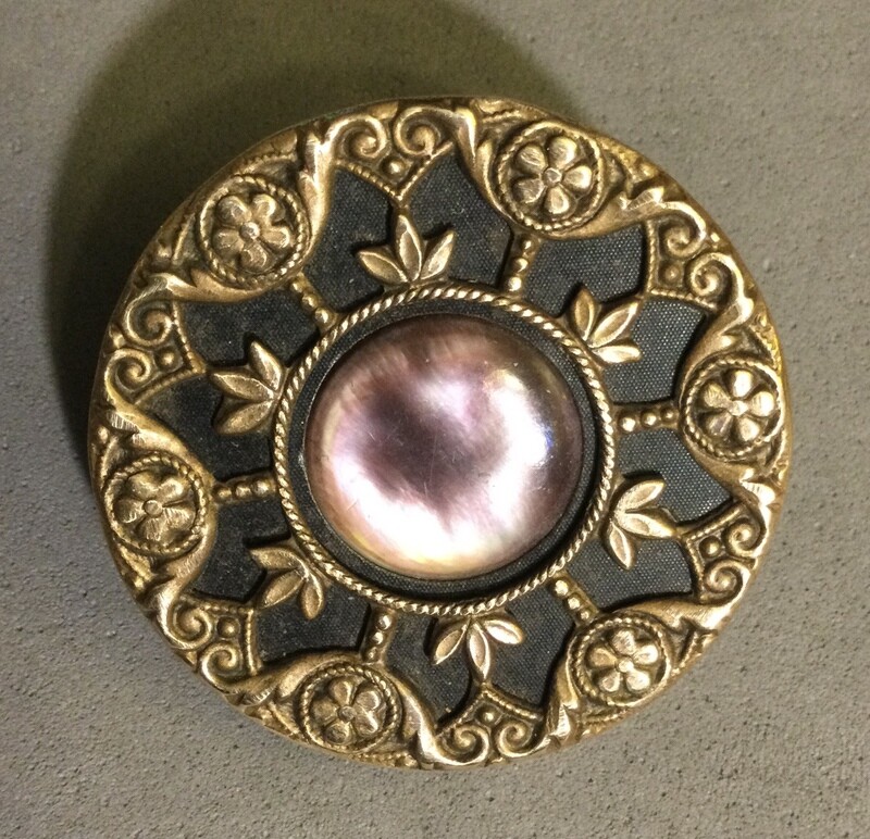 Victorian Button with Smokey Pearl Center