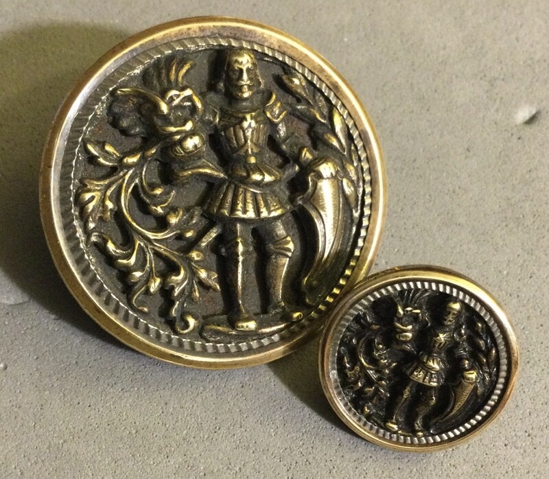 THREE PAIRS OF MOTHER/DAUGHTER BUTTONS