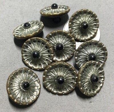 GROUP OF 9 PIGEON EYE BUTTONS