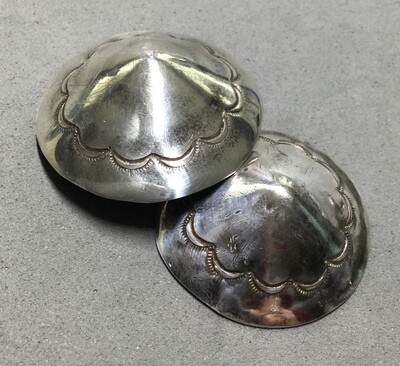 TWO POINTED DOME NATIVE AMERICAN SILVER, Medium