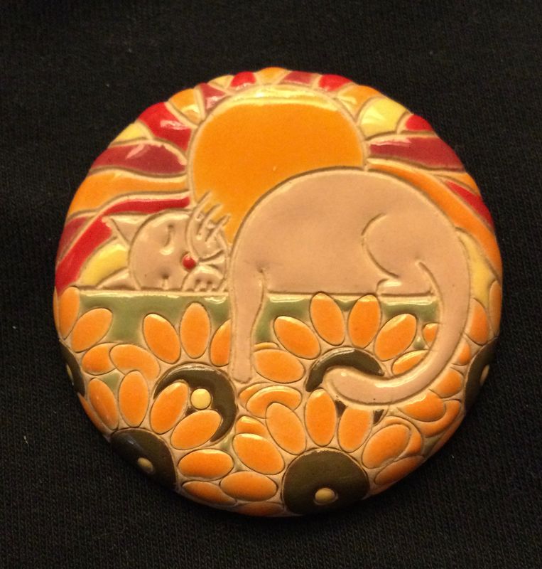 GOLEM DESIGN STUDIO, Dreaming Kitty with Sunflowers