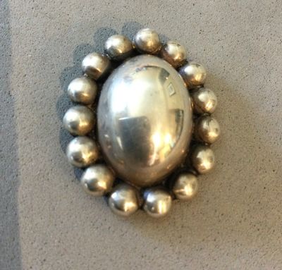 MEXICAN SILVER Oval, Medium