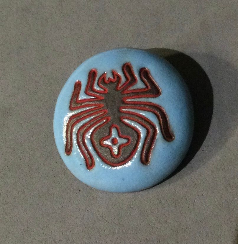 GOLEM DESIGN STUDIO, BLUE SPIDER