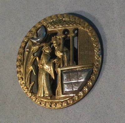 MOTHER/DAUGHTER OPENWORK BRASS WITH STEEL