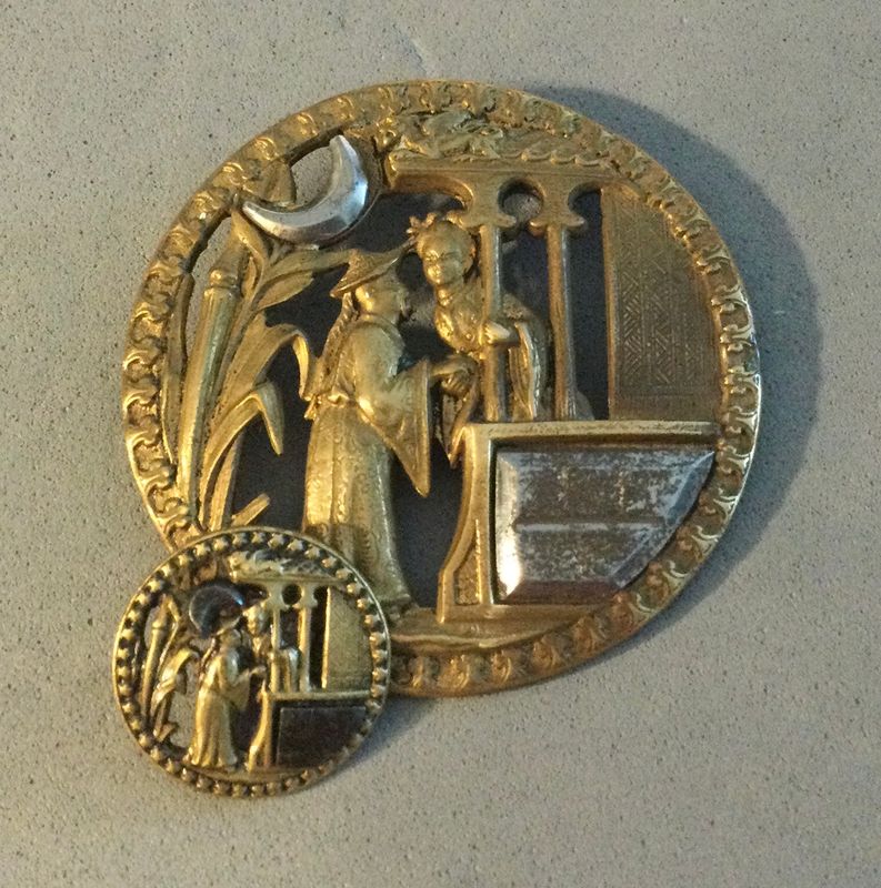 MOTHER/DAUGHTER OPENWORK BRASS WITH STEEL