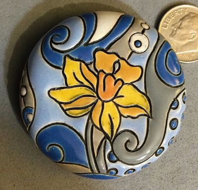 GOLEM DESIGN STUDIO daffodil