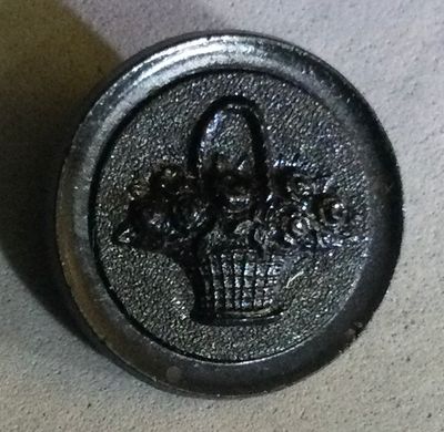 BLACK GLASS with 3D BASKET, MEDIUM