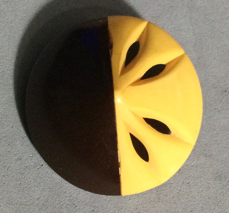 Two-color Bakelite, Large