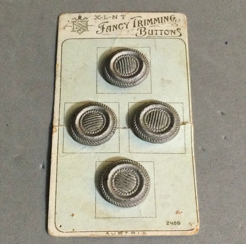 Original Card of Four Imitation Fabric Glass