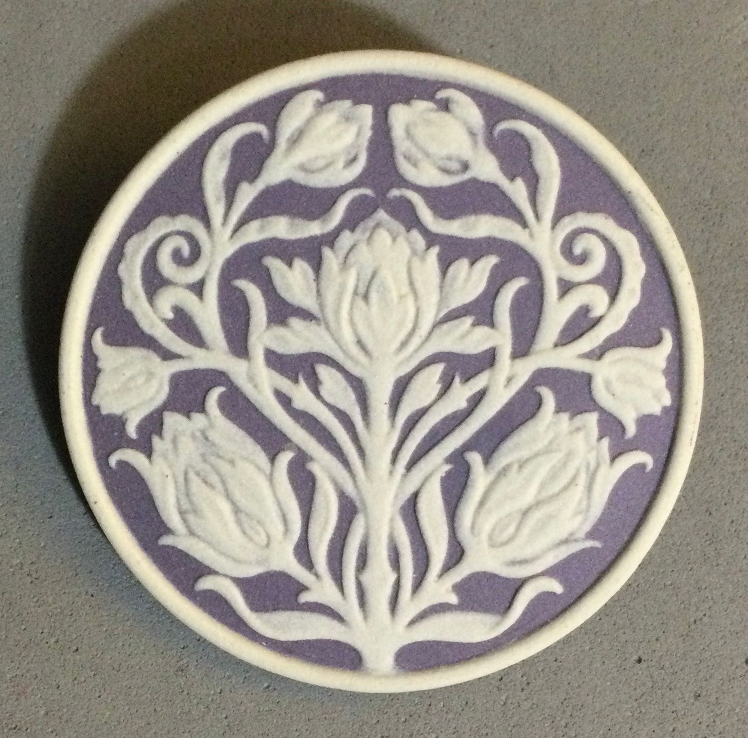 GOLEM DESIGN STUDIO “NARVAL ART “ Jasperware “Ornamental Tulips”