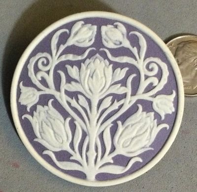 GOLEM DESIGN STUDIO “NARVAL ART “ Jasperware “Ornamental Tulips”