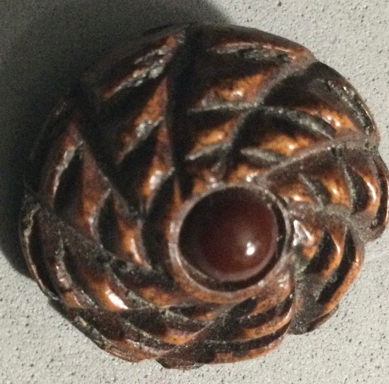 CARVED WOOD with BAKELITE CENTER, MEDIUM