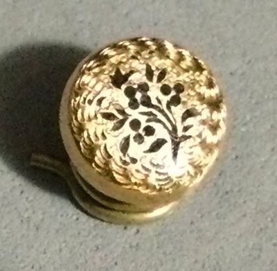 ENAMELED DRESS ELEVATOR