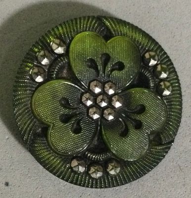 Green Lacy with Silver Luster, Medium