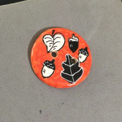DAMYANAH STUDIO Acorns, Medium