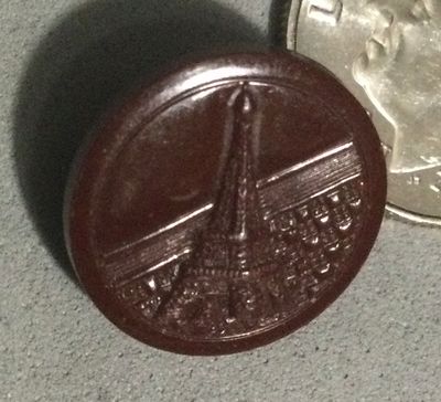 Eiffel Tower, Composition, Small