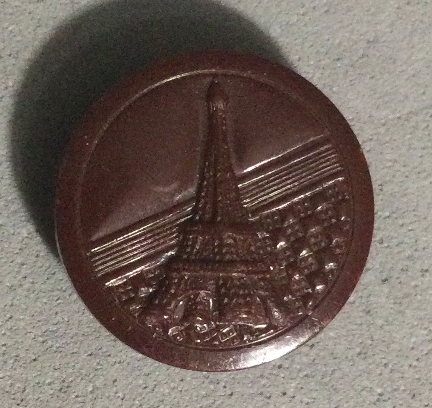 Eiffel Tower, Composition, Small