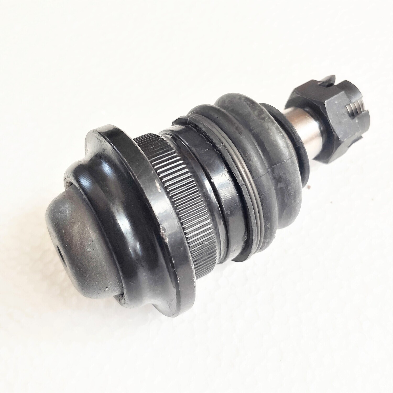 GMB Upper Ball Joint Fits Mitsubishi L300 Pajero