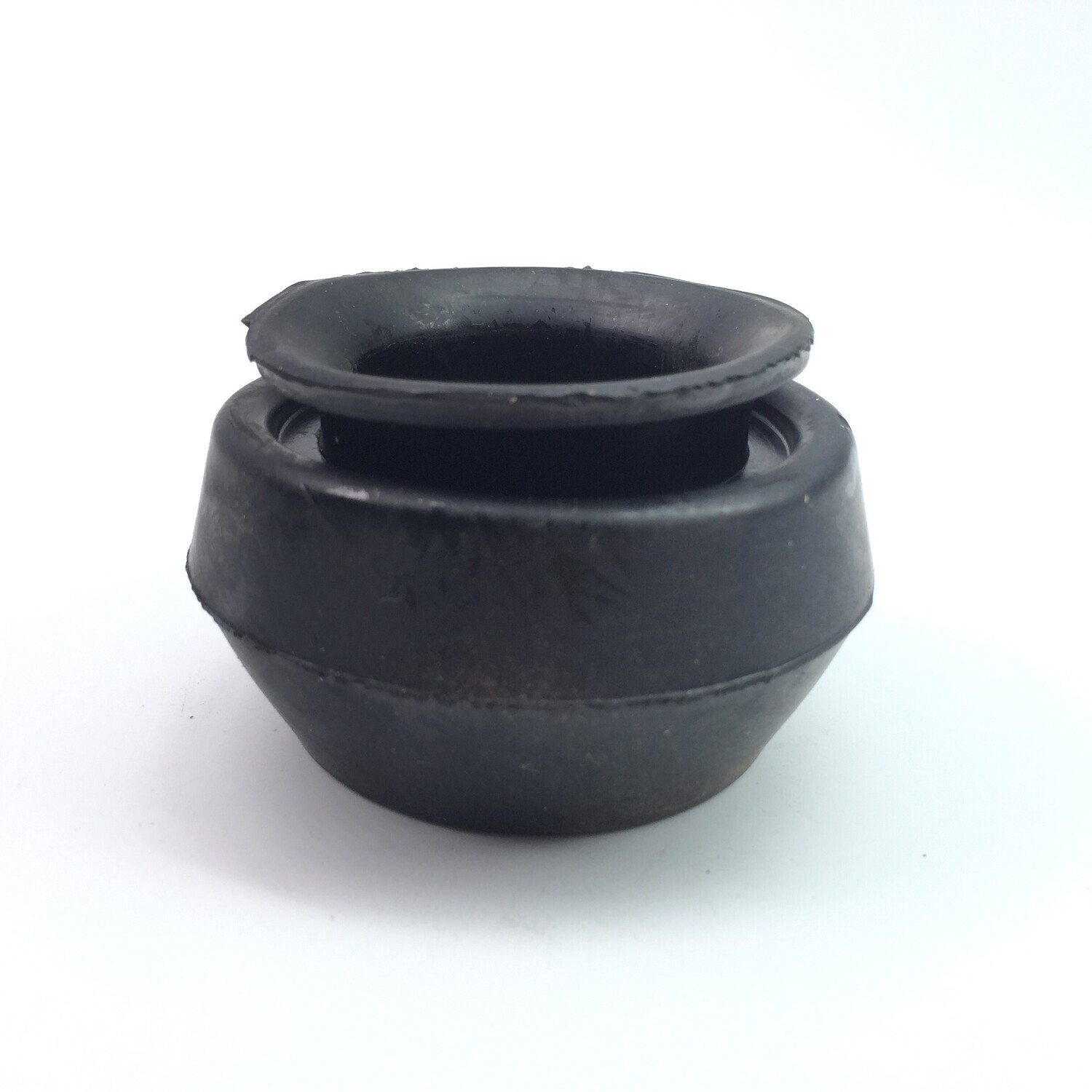 Shock Absorber Mounting Rubber Fits Suzuki Carry DA41T DB41T DA71T DB71T DA51T DB51T Every DA41V DB41V DA71V DB71V DA51V DB51V ​Mazda	Scrum​ ​DG41B DG41T DG41V DH41T DH41V DG51B DG51T DG51V DH51T