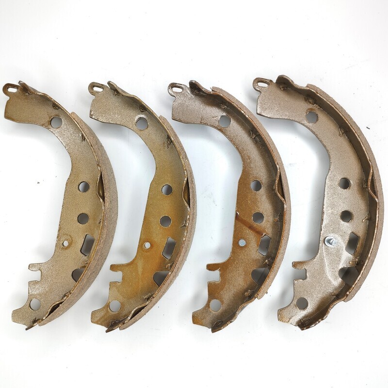 Brake Shoe Set Fits Suzuki Carry DA64V DA64W GE306 Mazda Scrum DG64V DG64W Nissan NV100 Clipper DR64V DR64W