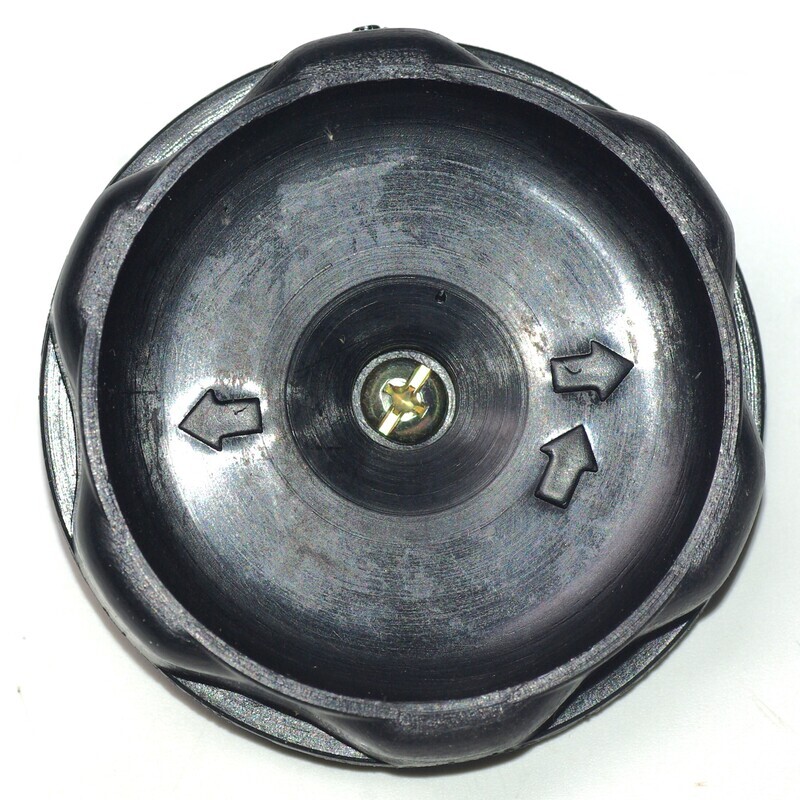 Oil Filler Cap fits Mitsubishi Delica L200 L300 Lancer Pajero 4D55 4D56 4G13 4G15 4M40 D4BA D4BH