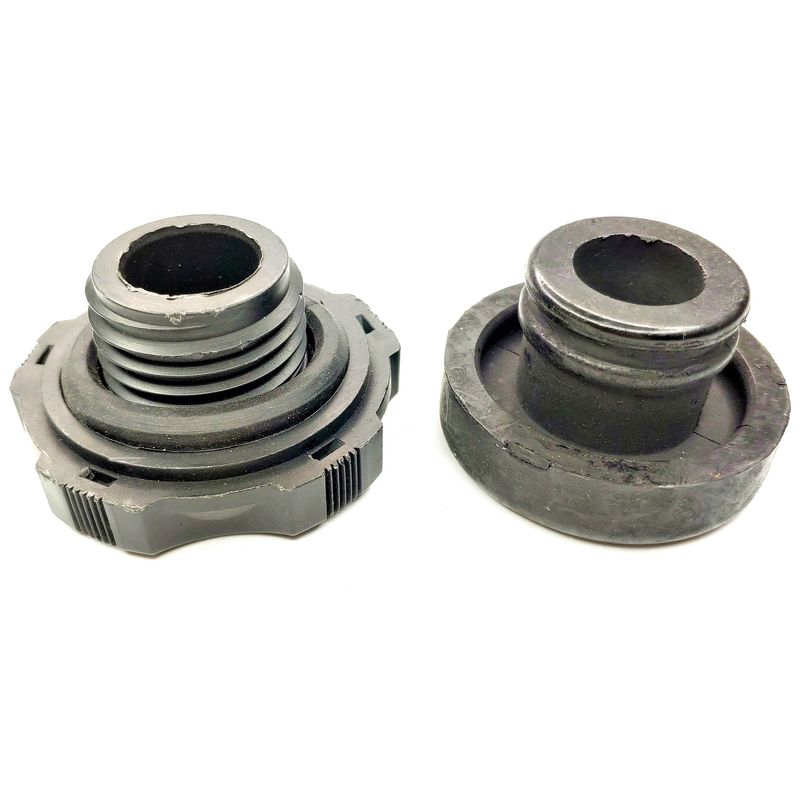 Engine Oil Filler Cap Fits Suzuki Carry DA32W DA41V DA51T DA51V DA52T DA52V DA52W DB41T DB41V DB51T DB51V DB52T DB52V DC51T DD51T F5B F6A